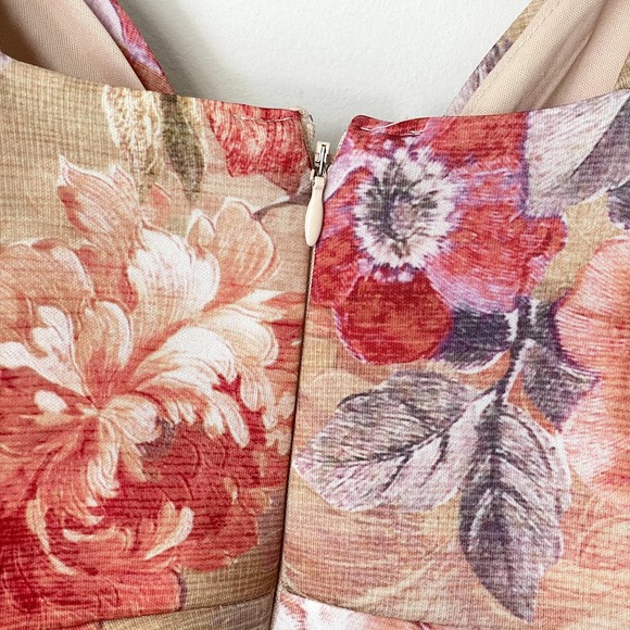 Asos | Garden Party Vintage Cup Prom Midi Floral Puff Sleeve Scuba Dress | 4 - Picture 6 of 14